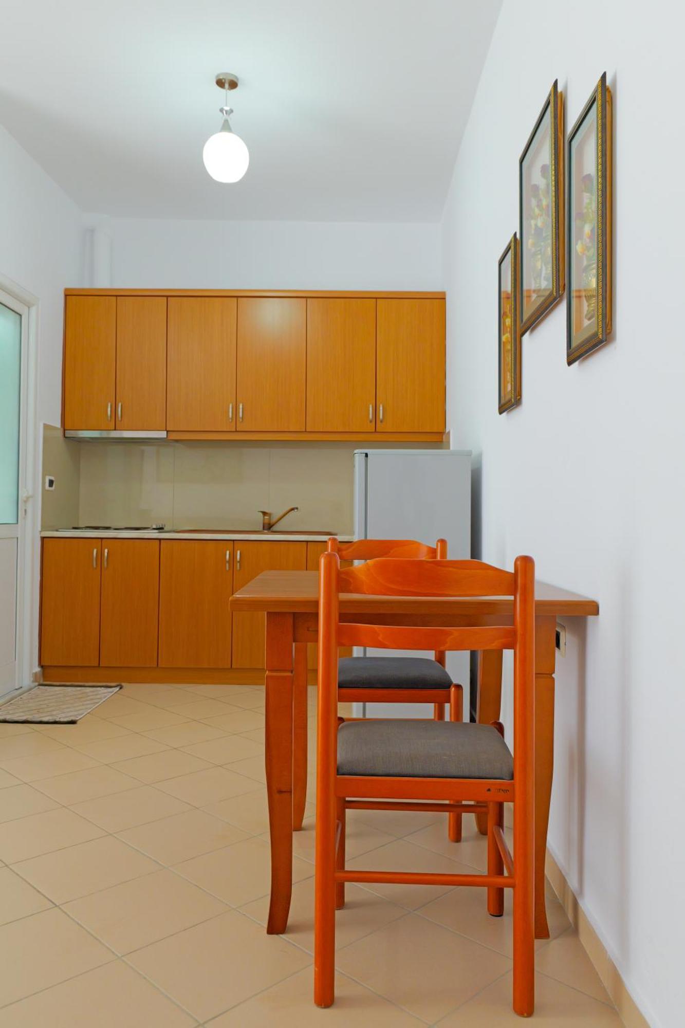 Marina Apartamento Sarandë