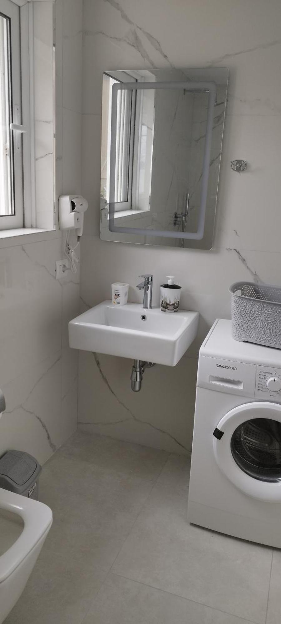 Marina Apartamento Sarandë